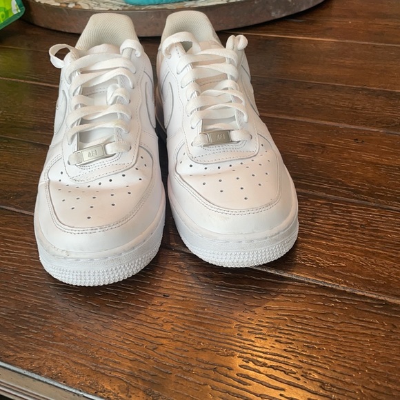 Nike Air Force 1 Low Triple White Leather Men 8.5 - Picture 5 of 7